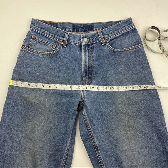 Vintage Levi’s 560 High Waist wedgie fit Jeans - Picture 4 of 8